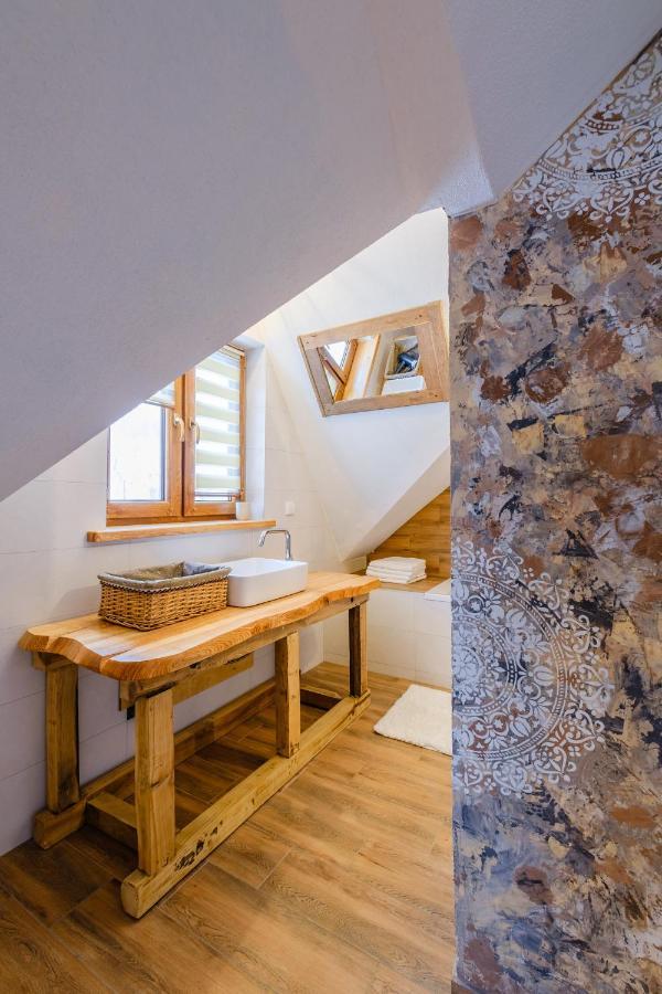 Dom Krzesany Apartment เบียลกาตัทร์ชันสกา ภายนอก รูปภาพ